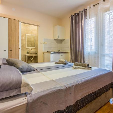 Apartments And Room Art ซริกเวนิซา ภายนอก รูปภาพ
