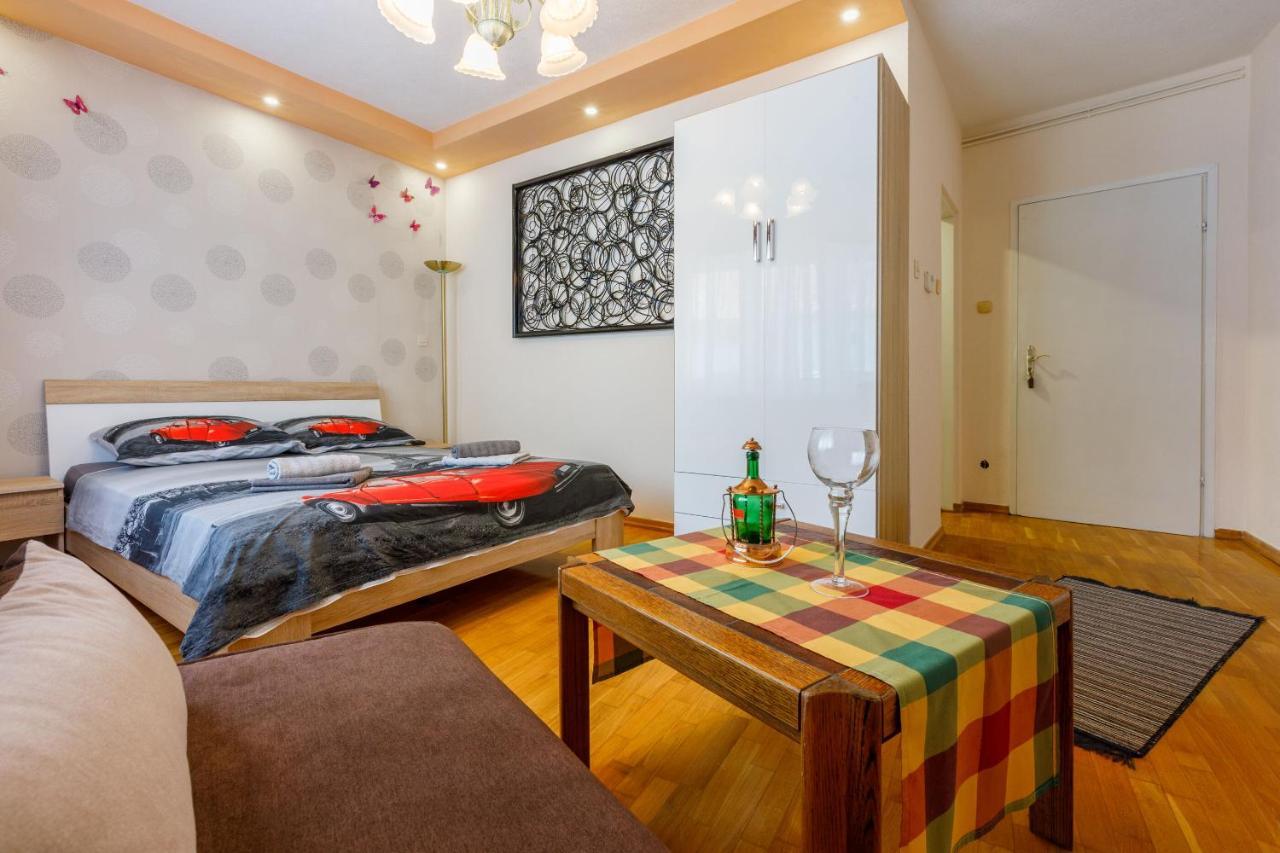 Apartments And Room Art ซริกเวนิซา ภายนอก รูปภาพ