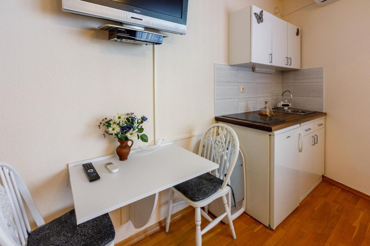 Apartments And Room Art ซริกเวนิซา ภายนอก รูปภาพ
