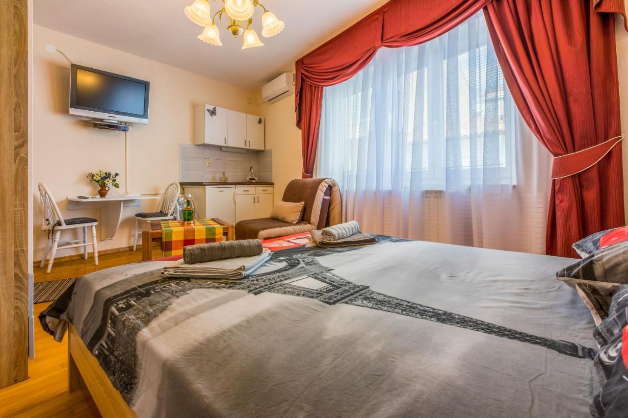 Apartments And Room Art ซริกเวนิซา ภายนอก รูปภาพ