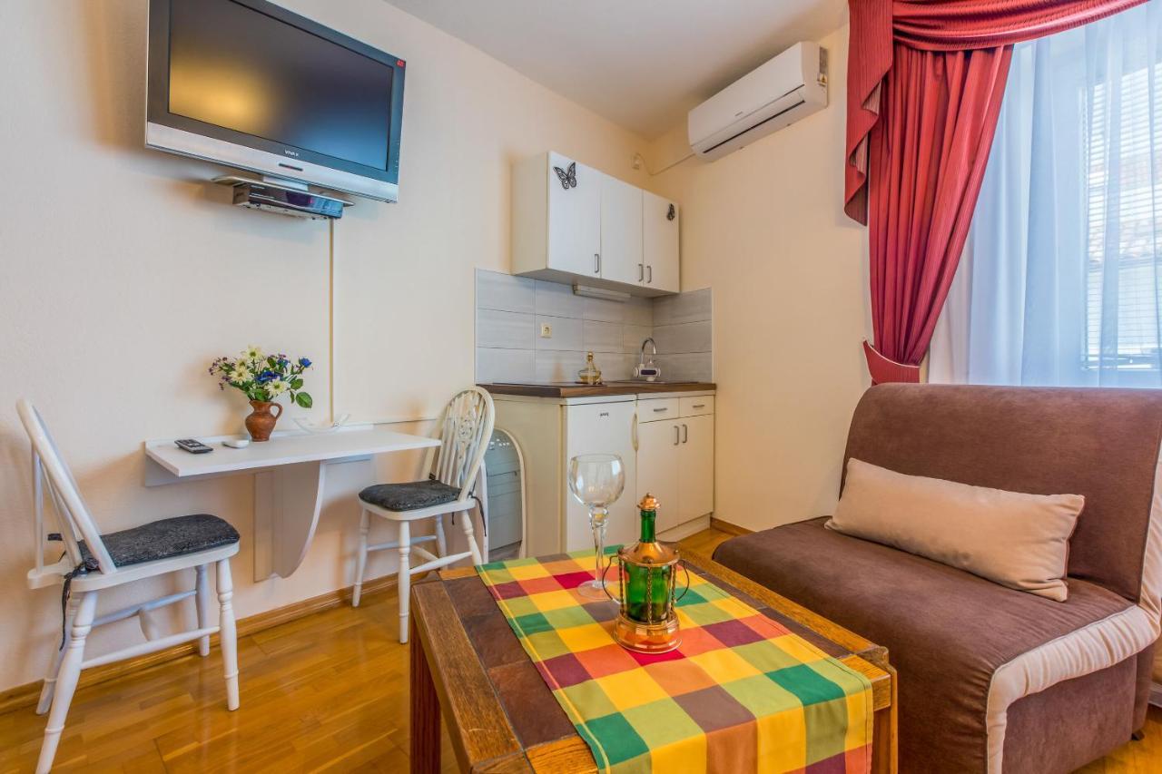 Apartments And Room Art ซริกเวนิซา ภายนอก รูปภาพ